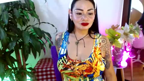 XAMARA1124 online show from January 12, 8:25 pm