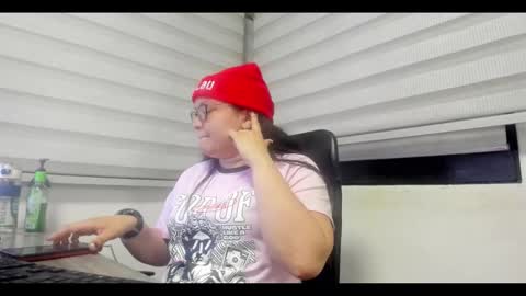 Snapshot of xander_taylor_ chatting on October 17, 5:21 am xander_taylor_ online show from October 17, 5:21 am