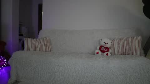 Alexandra online show from May 9, 10:45 pm