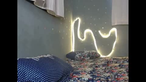 xcreamypussy online show from February 13, 8:27 am