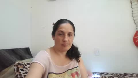 Snapshot of xime5144838 chatting on February 15, 10:10 pm Ximena online show from February 15, 10:10 pm