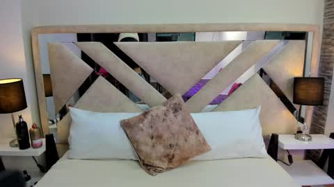 Xime  online show from February 2, 3:16 am