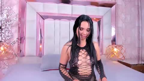 xiomarasmith_2 online show from February 3, 5:29 am