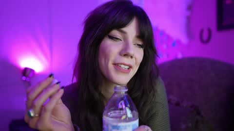Snapshot of xobondaixo chatting on January 20, 6:21 am Bella Bondai online show from January 20, 6:21 am