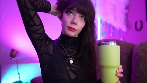 Snapshot of xobondaixo chatting on December 4, 3:48 am Bella Bondai online show from December 4, 3:48 am