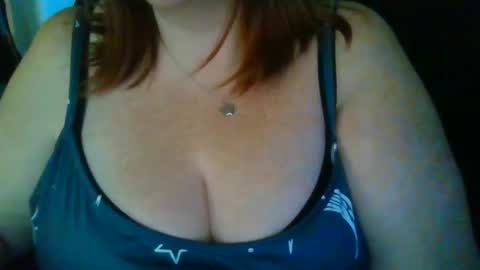 Snapshot of xoxmissmexox chatting on October 20, 6:11 pm xoxMissMexox91 online show from October 20, 6:11 pm