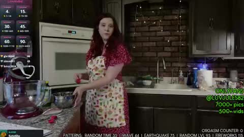 Jules online show from November 12, 2:37 pm