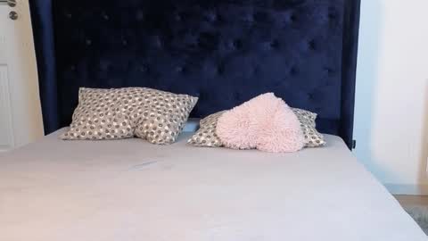 AnnaMaee online show from February 10, 10:57 pm