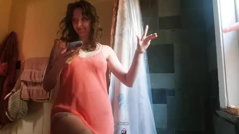 Sunny Daze online show from May 17, 7:02 pm