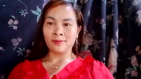 Snapshot of xuxulove00 chatting on September 27, 12:12 pm xuxulove00 online show from September 27, 12:12 pm