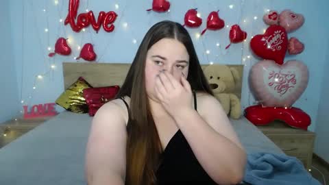 Snapshot of xx_daniella_xx chatting on February 5, 5:30 am xx daniella xx online show from February 5, 5:30 am