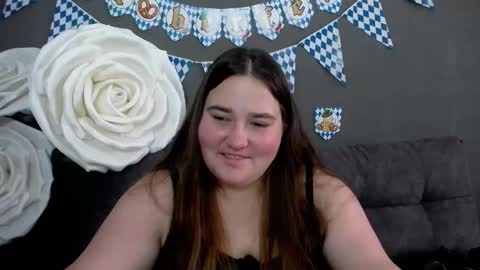 Snapshot of xx_daniella_xx chatting on October 3, 8:41 am xx daniella xx online show from October 3, 8:41 am