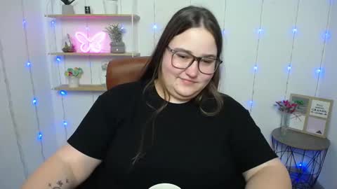 Snapshot of xx_daniella_xx chatting on January 23, 5:24 am xx daniella xx online show from January 23, 5:24 am