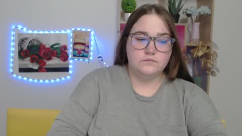 Snapshot of xx_daniella_xx chatting on January 16, 5:21 am xx daniella xx online show from January 16, 5:21 am