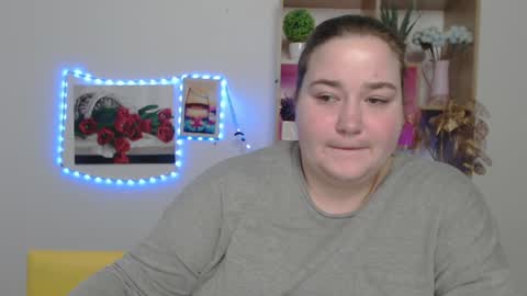 Snapshot of xx_daniella_xx chatting on January 15, 7:01 pm xx daniella xx online show from January 15, 7:01 pm