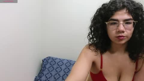 xxsexymami online show from April 18, 3:09 am