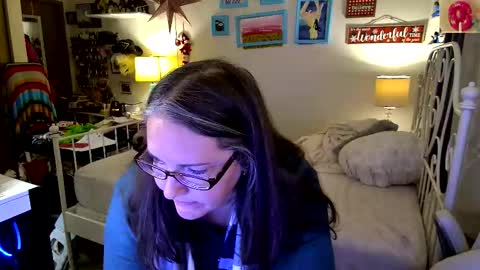 Strawberry Jane online show from November 23, 7:11 am