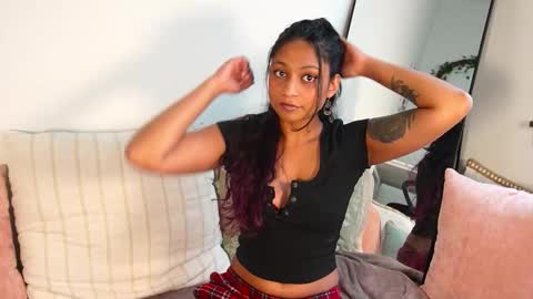 Zara online show from December 20, 6:01 pm