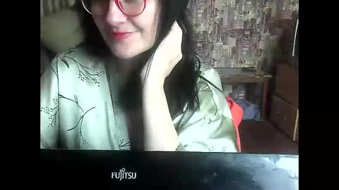 Snapshot of yanafiesta chatting on October 20, 9:56 am yanafiesta online show from October 20, 9:56 am