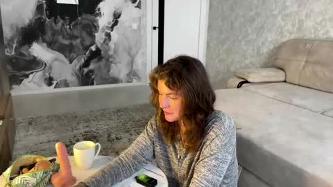 Yanny online show from May 29, 6:11 am