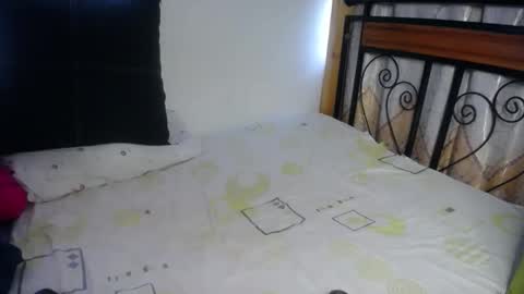 Snapshot of yarah_ chatting on September 20, 12:25 pm Yarah online show from September 20, 12:25 pm