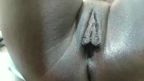 Yash online show from October 9, 2:32 pm