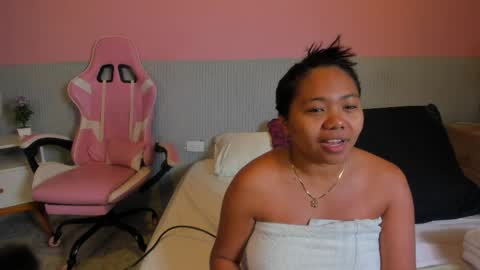 yeika_foxy online show from April 3, 11:19 am