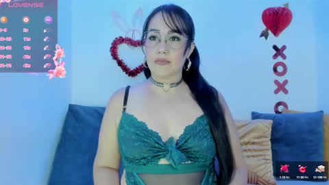 Yelena Owens online show from February 10, 1:14 am