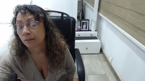 jessy online show from September 29, 11:43 pm