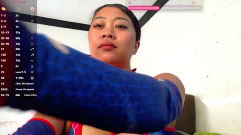 Snapshot of yoga_yogi chatting on September 19, 11:37 pm yoga_yogi online show from September 19, 11:37 pm