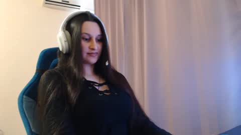 Sophie online show from May 13, 2:56 pm