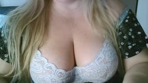 Maria Love online show from March 26, 4:58 am