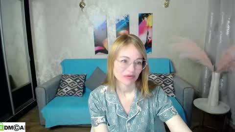 your_crush_12 online show from November 14, 8:14 am