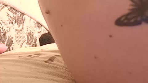 Snapshot of your_emilygush chatting on October 24, 1:29 pm Emily online show from October 24, 1:29 pm