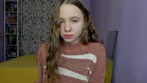 Leslie online show from February 4, 10:46 pm