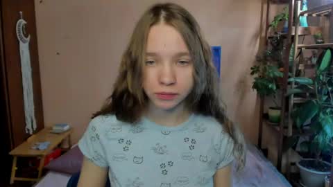 Leslie online show from May 21, 1:47 am