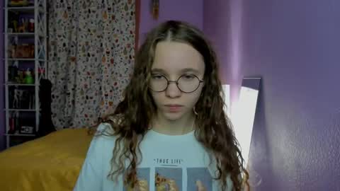 Snapshot of your_leslie chatting on October 8, 7:07 pm Leslie online show from October 8, 7:07 pm