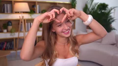 Kiki online show from June 19, 3:44 am
