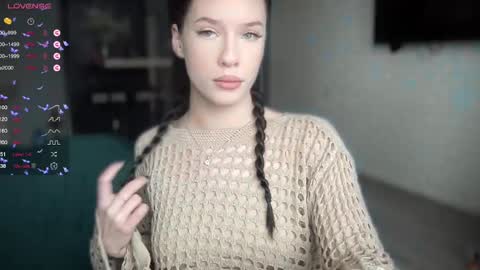 Snapshot of your_sweet_angel_ chatting on February 11, 10:47 am Mia online show from February 11, 10:47 am