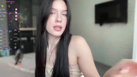 Snapshot of your_sweet_angel_ chatting on January 28, 12:32 pm Mia online show from January 28, 12:32 pm