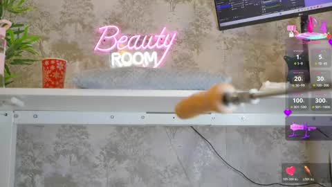 Anna online show from March 24, 8:36 pm