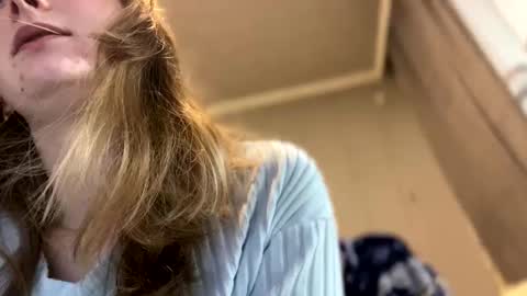 creamysister online show from January 24, 10:32 am