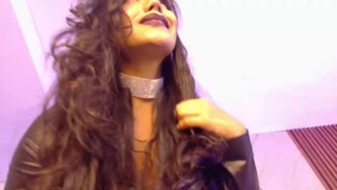 Selena online show from October 21, 4:49 am