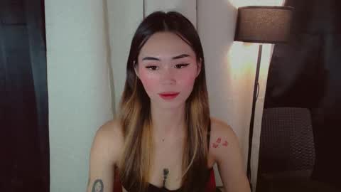 Snapshot of yourfavorateremi chatting on October 23, 4:24 pm Remrem online show from October 23, 4:24 pm