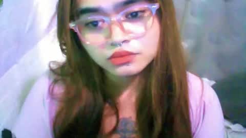 yourprincessthea online show from April 12, 12:35 am
