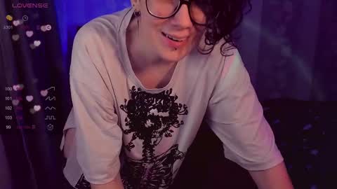 Yours Cosmic online show from October 9, 12:04 am