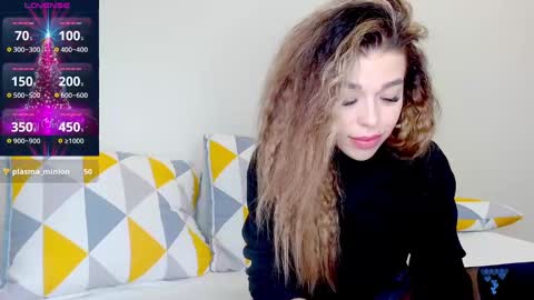 yoursoul_mila online show from December 19, 11:18 am