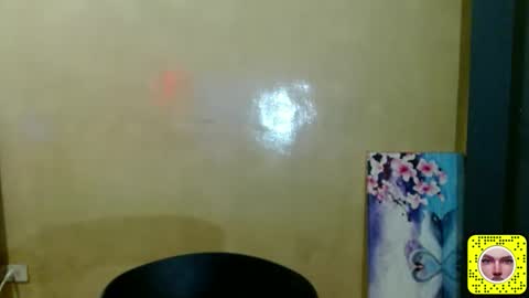 Kylie online show from April 16, 5:52 am