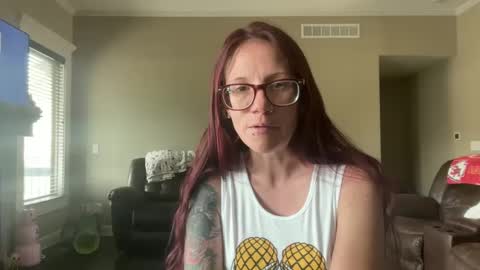 Snapshot of yourstrulylivy chatting on September 16, 4:59 pm yourstrulylivy online show from September 16, 4:59 pm