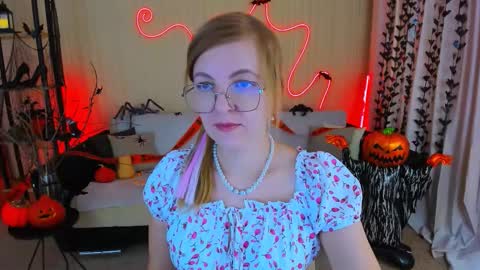 Alice online show from October 25, 9:17 am